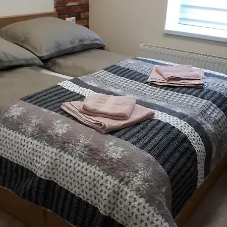 Apartamenty Przy Parku Szwedzkim Szczawno-Zdroj Eksteriør bilde
